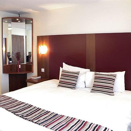 Mercure Swindon East Hotel And Spa Luaran gambar
