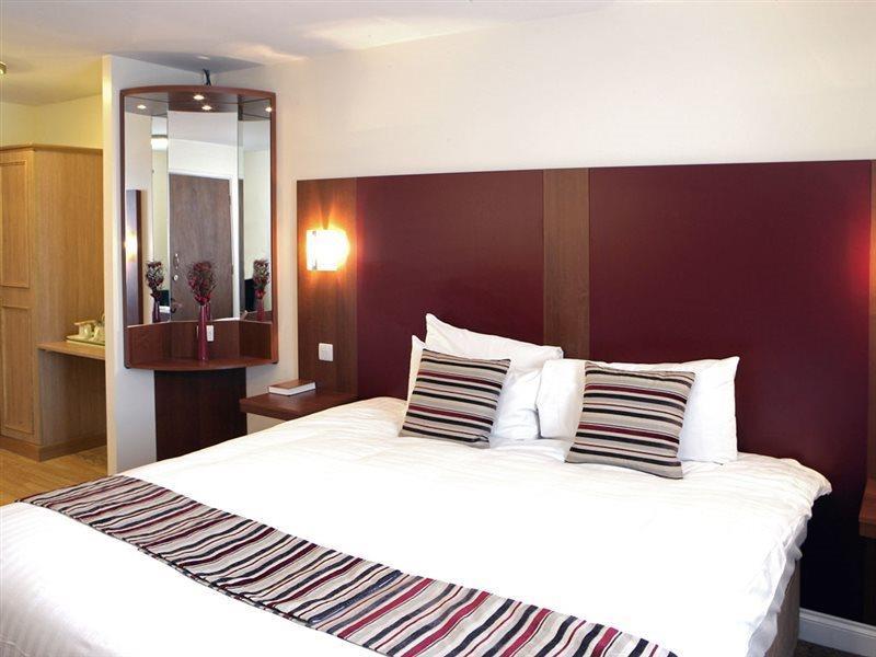 Mercure Swindon East Hotel And Spa Luaran gambar